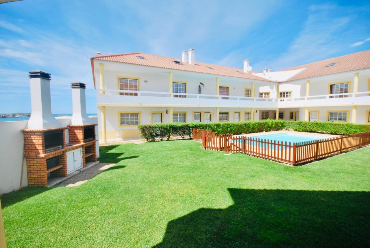 Catarina House - Baleal Beach, Balcony, Pool Феррел Экстерьер фото
