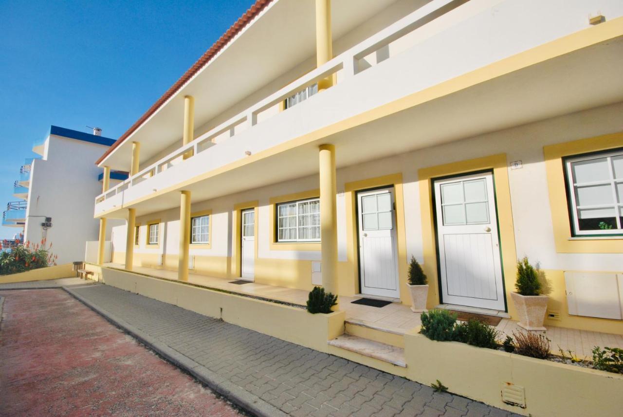 Catarina House - Baleal Beach, Balcony, Pool Феррел Экстерьер фото