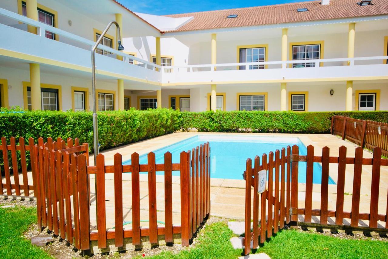 Catarina House - Baleal Beach, Balcony, Pool Феррел Экстерьер фото